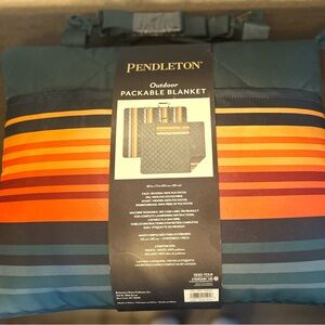 Pendleton Quilted Polyester Blanket with Stripes